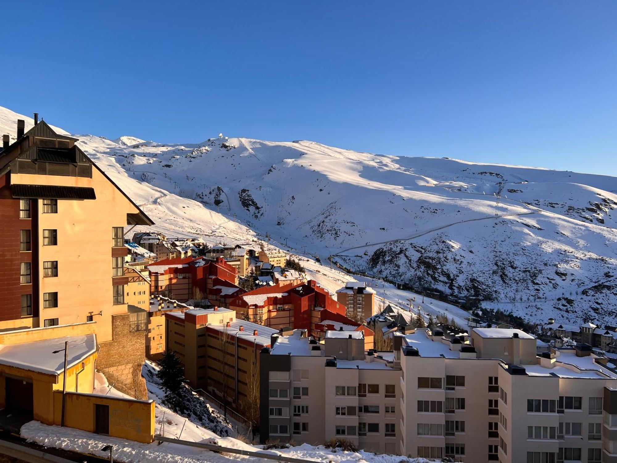 Sierra Nevada Apartamento, Ideal Para Grupos, Aparcamiento En La Puerta Y Con Impresionantes Vistas Exterior photo